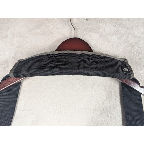 Timbuk2 Commute Large 17" Padded Laptop Messenger Shoulder Black Bag Small - Picture 13 of 13